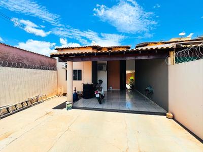 Casa R. José Gonçalves de Oliveira - 15