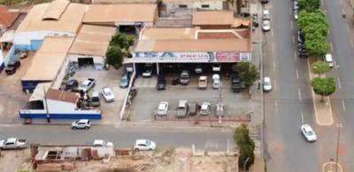 Imóvel Comercial na Avenida Três Lagoas - 2
