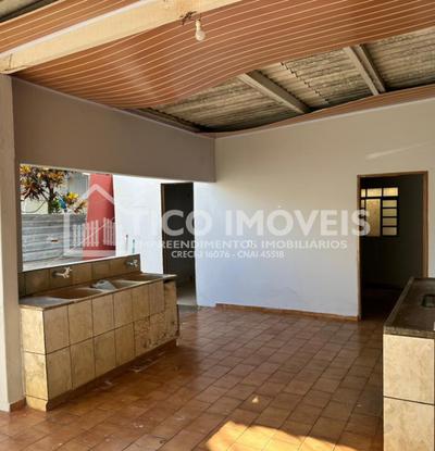 Casa: Rua Augusto Correia da Costa Júnior - 3