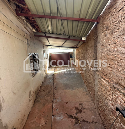 Casa: Rua Augusto Correia da Costa Júnior - 2